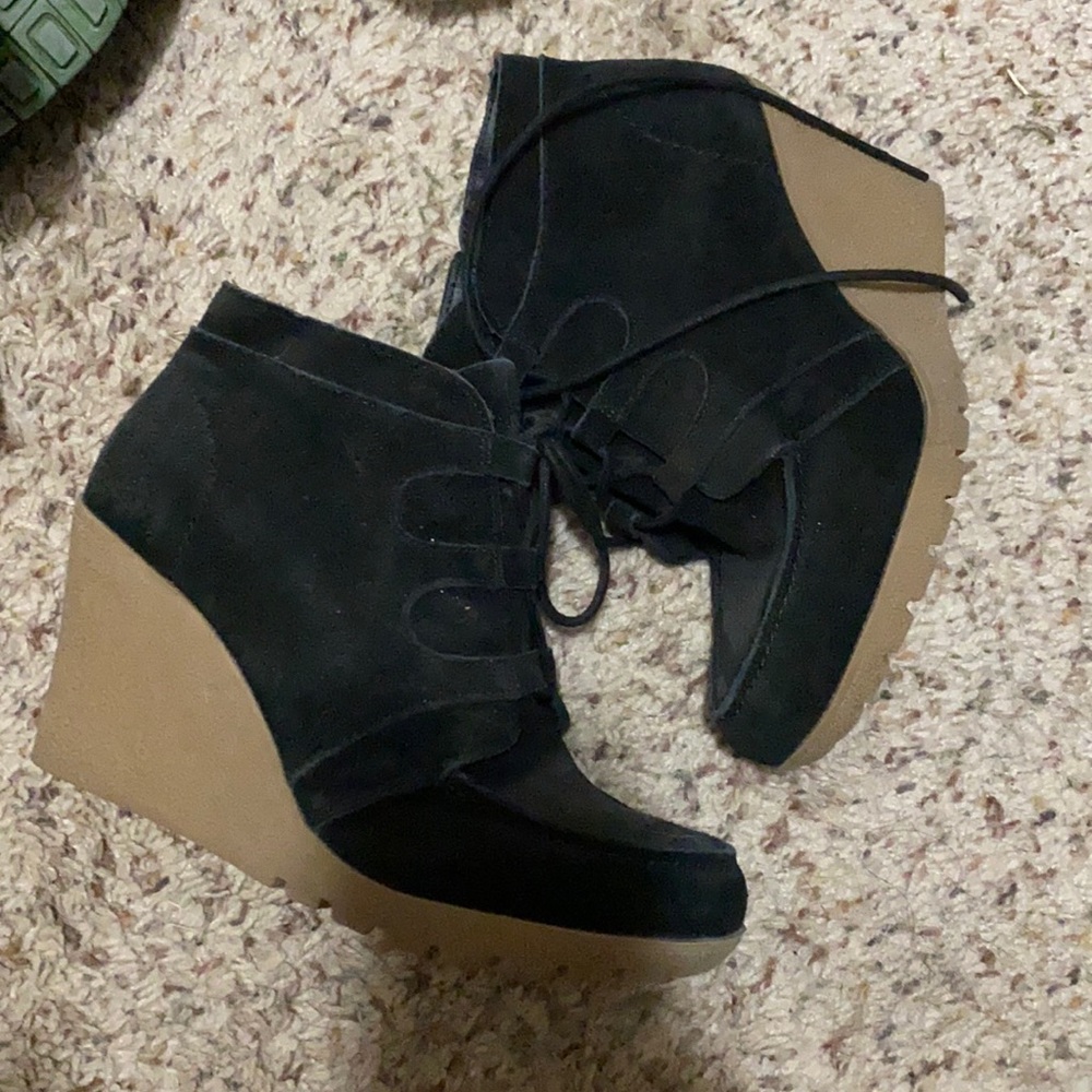 mia booties